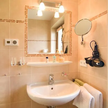 Haus Christl Apartment *