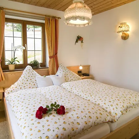 Haus Christl Reit Im Winkl, Kostenloser Parkplatz, Spuelmaschine, 5 Minuten Zum Ortszentrum, Ruhige Lage, Wlan