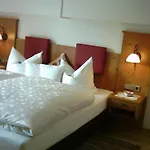Haus Christl Reit Im Winkl, Kostenloser Parkplatz, Spuelmaschine, 5 Minuten Zum Ortszentrum, Ruhige Lage, Wlan