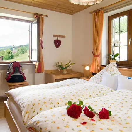 Haus Christl Reit Im Winkl, Kostenloser Parkplatz, 5 Minuten Zum Ortszentrum, Ruhige Lage, Wlan *